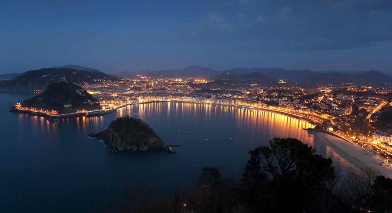 Ferienwohnung Apartamento Kasa Tomas Gros San Sebastián Exterior foto